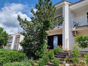 Holiday Home für 6 Personen in Klenovica by Interhome