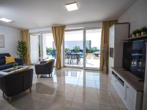 Holiday Home Luxuriöse Villen Royal II by Interhome