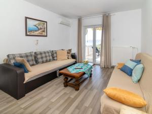 Apartment Wohnung für 6 Personen mit Panoramablick aufs Meer by Interhome