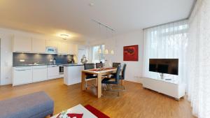 DünenResort in Binz, strandnahe und moderne FeWo mit Balkon und mit Meerblick,