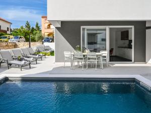 Holiday Home Villa mit privatem Pool für 20 Personen by Interhome