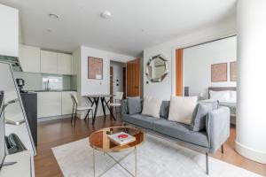 Blueground Tower Hamlets view nr Tower Bridge LON-694