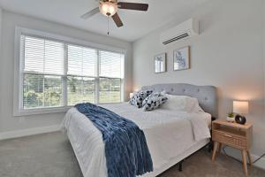 Rooftop Balcony with River View in SoKnox