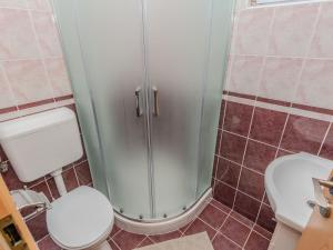 Apartment Apartment Mahnet 3 by Interhome