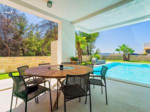 Holiday Home Four Seasons Ljubac by Interhome