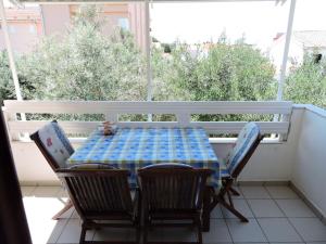 Holiday Home Apartment 1 by Interhome