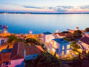 Holiday Home Four Seasons Vrsi by Interhome