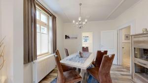 strandnahe FeWo mit Terrasse, Villa Vergissmeinnicht 01, Binz