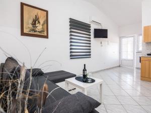 Apartment Apartment Skundric 4 by Interhome