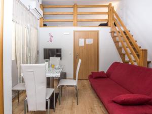 Apartment Apartment Galic 2 by Interhome