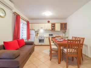 Apartment Apartment Puskaric 1 by Interhome