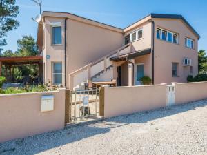 Apartment Apartment Zaklina 1 by Interhome