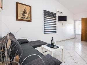 Apartment Apartment Skundric 6 by Interhome