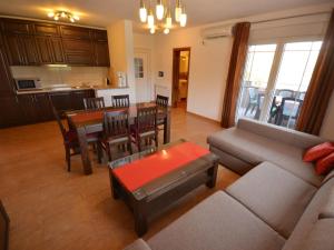 Apartment Apartment Komljen 2 by Interhome