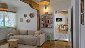 Casa din Livadă - Jabenița