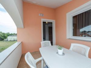 Apartment Apartment Simic 1 by Interhome