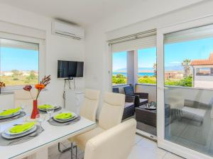 Apartment Apartment Andreja by Interhome