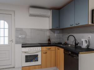 Apartment Apartment Kristija 1 by Interhome