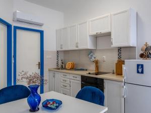 Apartment Wohnung Bono direkt am Strand by Interhome