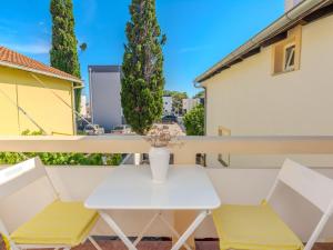 Apartment Apartment Jozanovic by Interhome