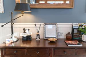 Luxury 5BR Home with Hot Tub Game Room and Epic Views