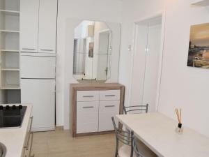 Apartment Ruhige Ferienwohnung mit Terrasse und Garten by Interhome