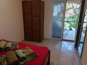 Apartment Moreta Mare mit Terrasse by Interhome