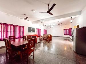 rxza villa ecr