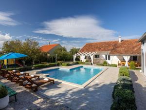 Holiday Home Villa Mirkov San by Interhome