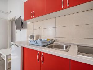 Apartment Wohnung in Okrug Gornji mit Privatem Pool by Interhome