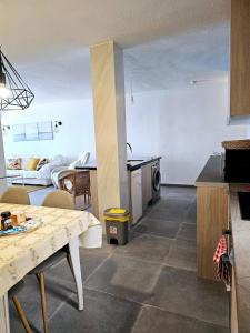 Stylish Beachfront Escape