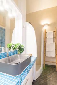 Acropolis view, in the center of Athens! 4pl