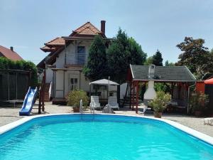 Apartment am See by Interhome