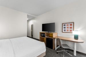 Spark by Hilton Bardstown