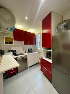 Tour Eiffel Quai de Seine Marois Paris