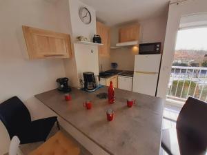 Le COLISEE Joli studio cabine Mt St Martin proche port Cap dAgde