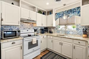 19J Golf Colony-Absolutely Spectacular