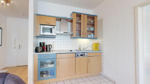 strandnahe und zentral gelegene FeWo, Hund willkommen, Haus Saxonia, Binz