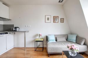 Marais, Seine 1BR AC by Melvane