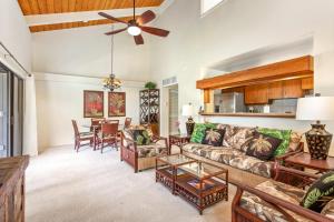 Kanaloa at Kona on a Gorgeous Ocean Front