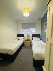 Hillside Stays - Cosy 2 Bed Bungalow, Pet Friendly