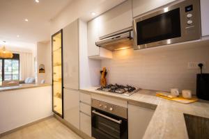 1 Bedroom Apartment with Private Garden, Terrace and Pool