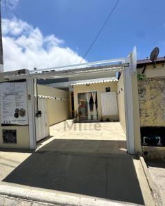 Quarto aconchente em casa na praia do Moçambique