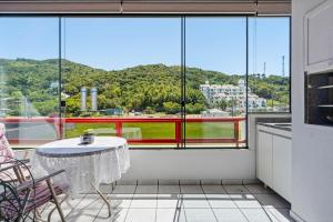 Apartamento a 30 metros do Mar na Praia Brava