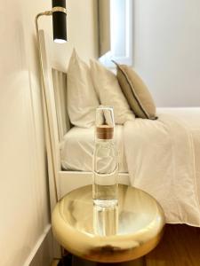 Private Room in Lisbon Historic Center - Steps from Santa Justa Lift