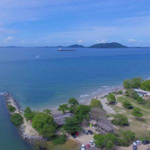 Casa Familiar - Perto da Praia e Embarque para Ilha do Mel