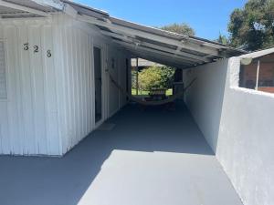 Casa Familiar - Perto da Praia e Embarque para Ilha do Mel