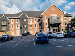 Simis Comfort in Sandton Illovo Circa