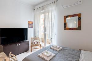 GuestHost - Bright Apartment in Sanremo Center