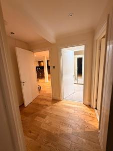 Marble Arch Hyde Park Flat